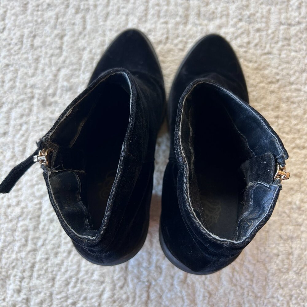 F21 Black Velvet Platform Heeled Booties - Picture 9 of 9